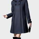 Cappotto con cappuccio e colletto