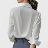Melvaya -  Elegante in Satin Lucido